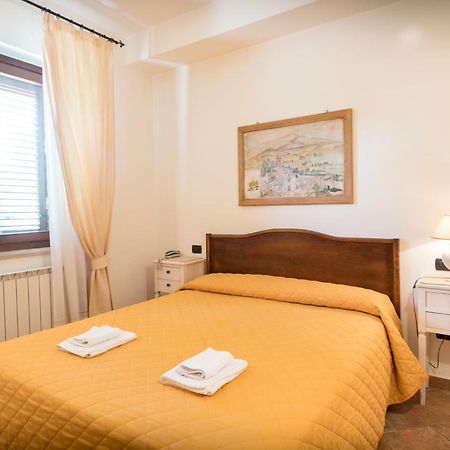 Bed & Breakfast Al Pian D'อัสซิซี ภายนอก รูปภาพ