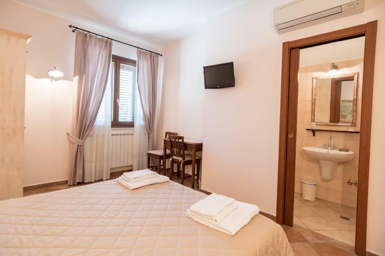 Bed & Breakfast Al Pian D'อัสซิซี ภายนอก รูปภาพ