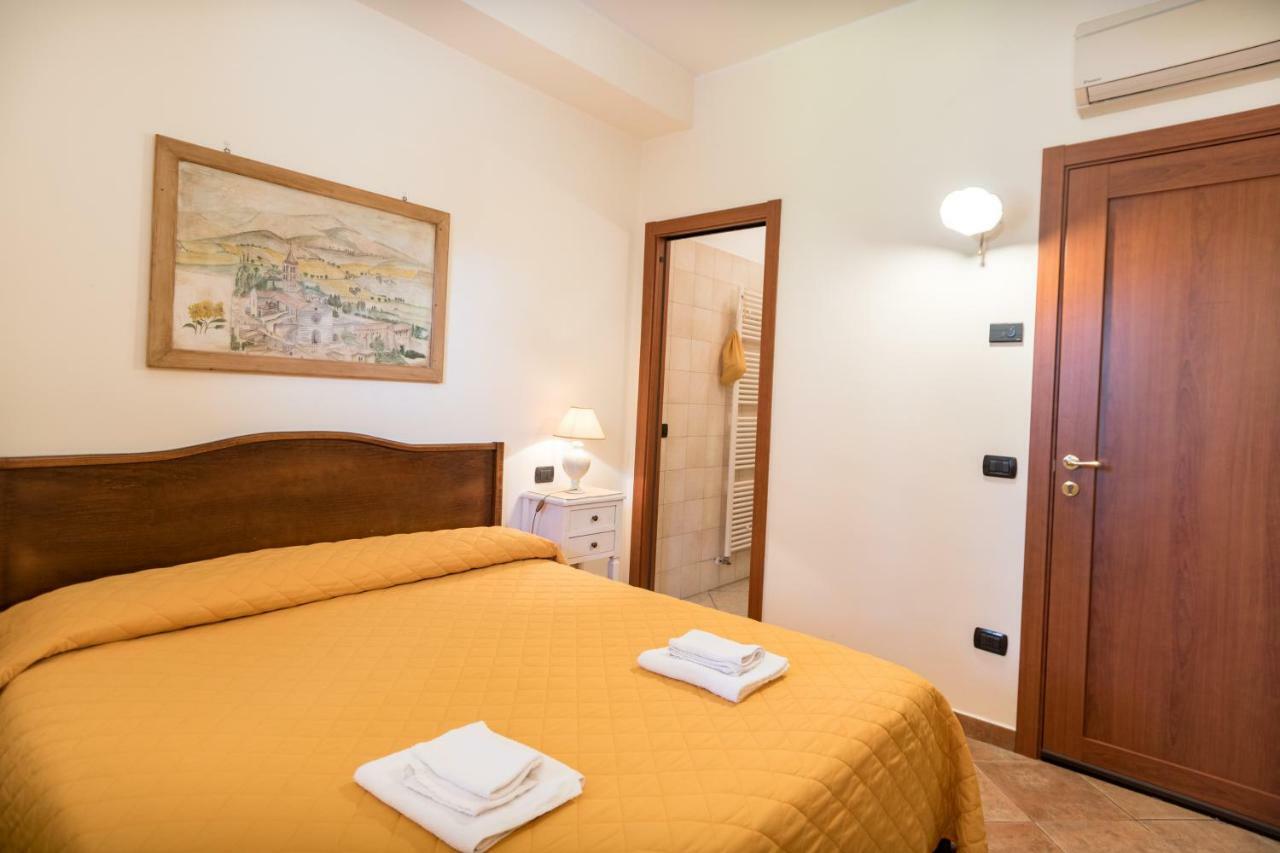 Bed & Breakfast Al Pian D'อัสซิซี ภายนอก รูปภาพ