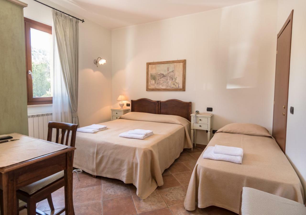Bed & Breakfast Al Pian D'อัสซิซี ภายนอก รูปภาพ